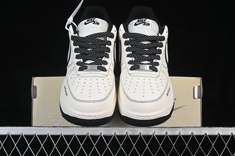 All categories Nk Air Force 1 Air Force series Nk Air Force 1 Low Air Force low-top Nike Air Force 1'07 Low Black Bugs Bunny Air Force 1 low-top casual sneakers JP8028-060